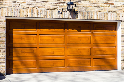 A Look at Wood Garage Doors